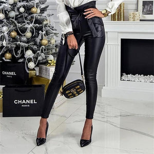 Pantalón lápiz de cintura alta con cinturón negro o dorado Mujer Cuero sintético